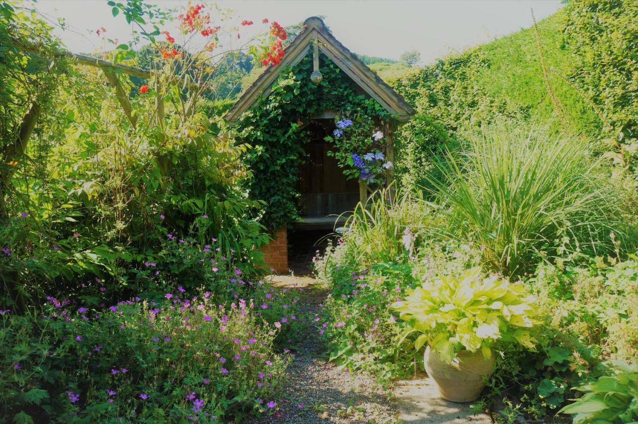 奈顿Milebrook House住宿加早餐旅馆 外观 照片